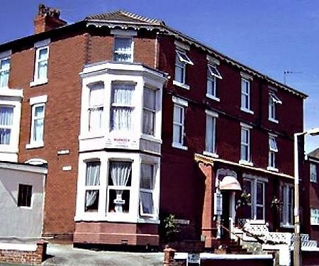 The Marnoch Hotel Blackpool Esterno foto